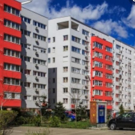 Arad Chic Apartament Uta Exterior photo