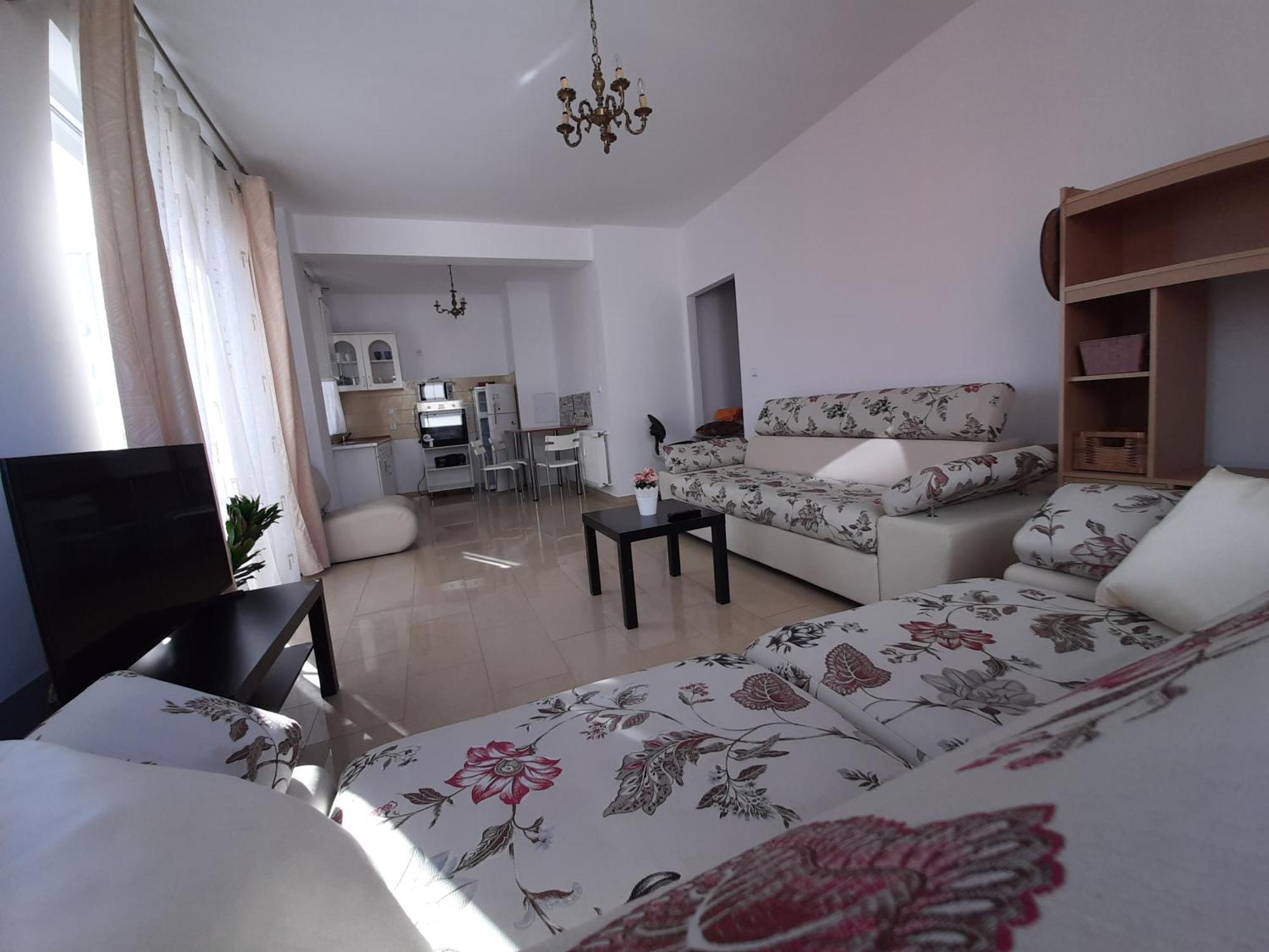 Arad Chic Apartament Uta Exterior photo